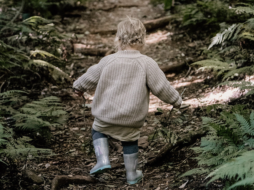 Premiers pas : à quel âge marche bébé ?