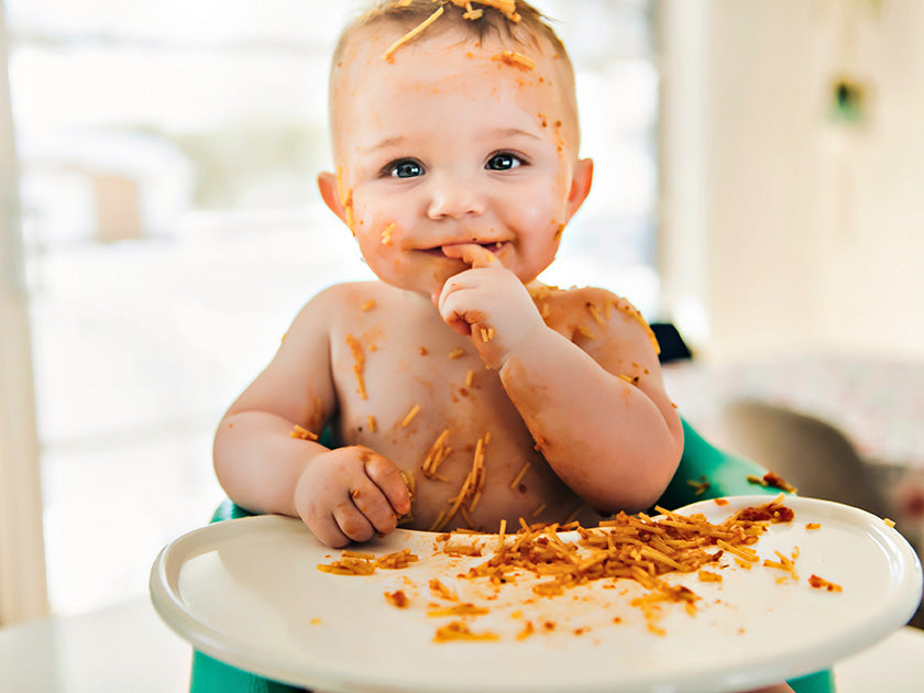 Quand bébé peut-il manger des morceaux ?