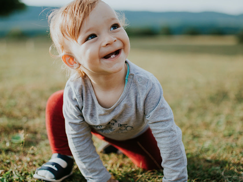 Lait infantile : le DHA, essentiel au développement de bébé